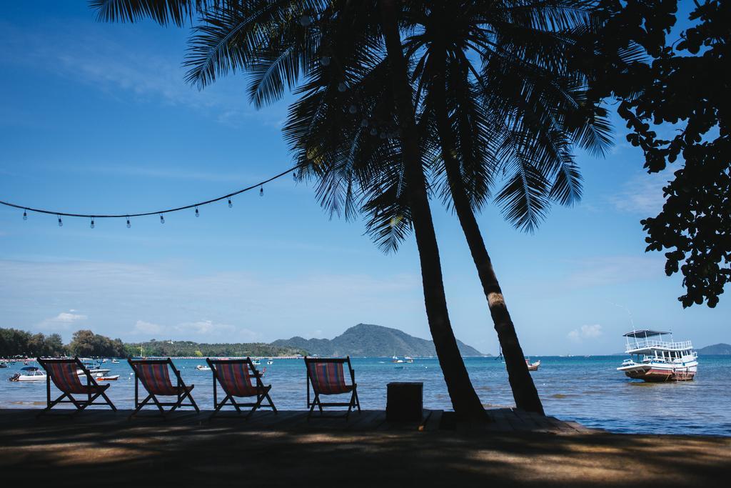 Rawai View Beachfront Экстерьер фото