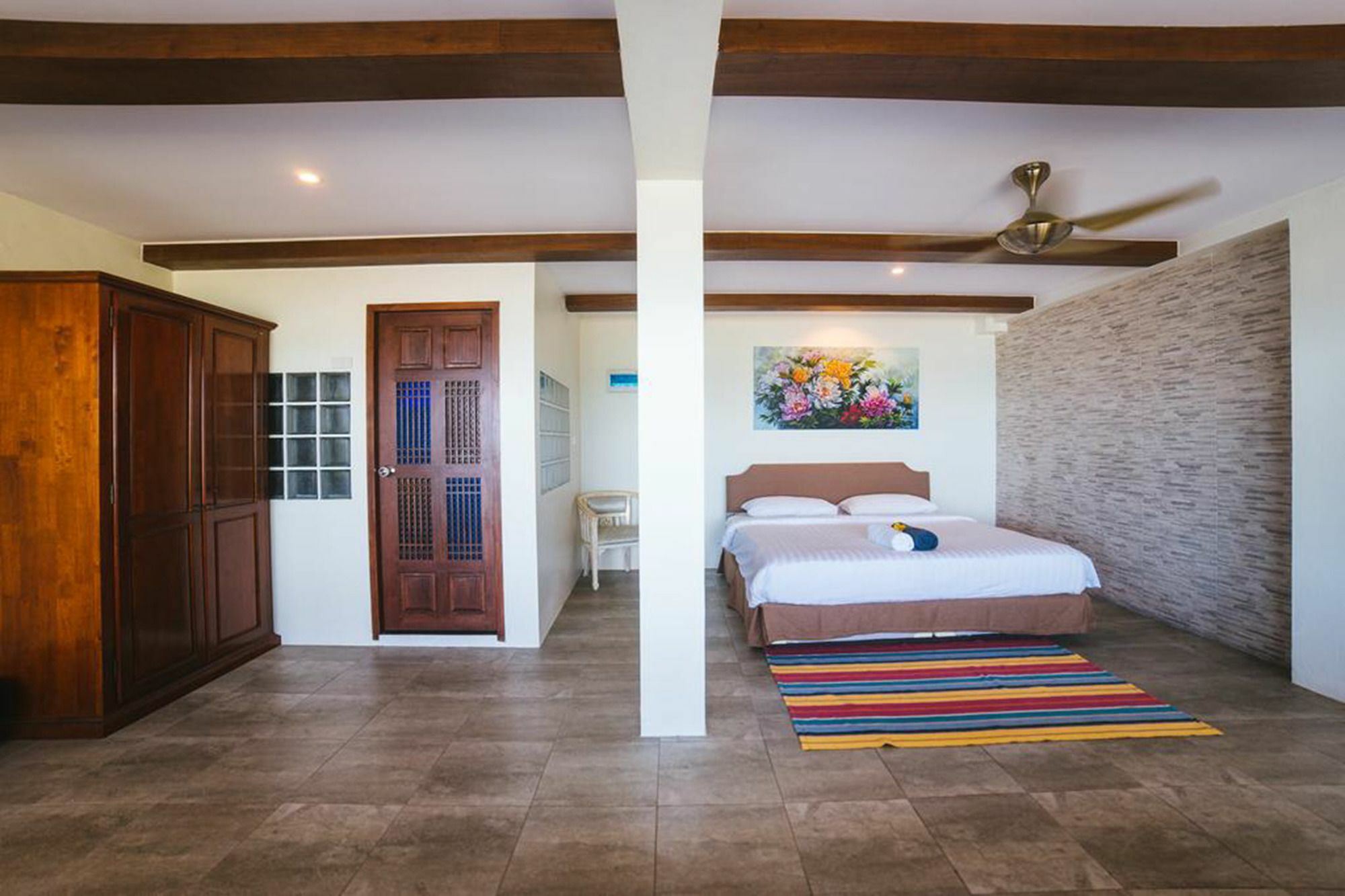 Rawai View Beachfront Экстерьер фото