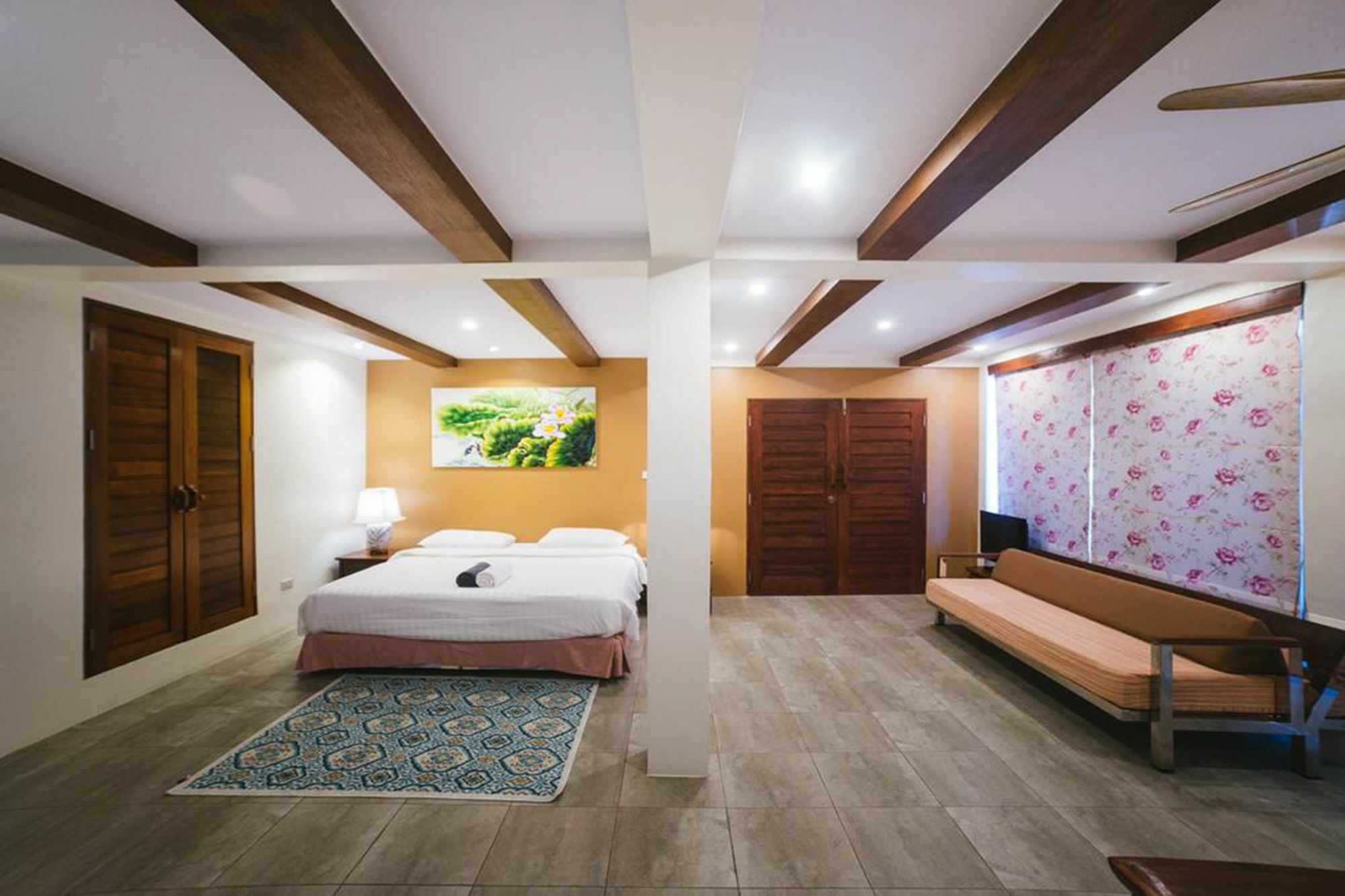 Rawai View Beachfront Экстерьер фото